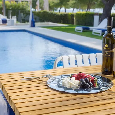 Helena Villa Porec